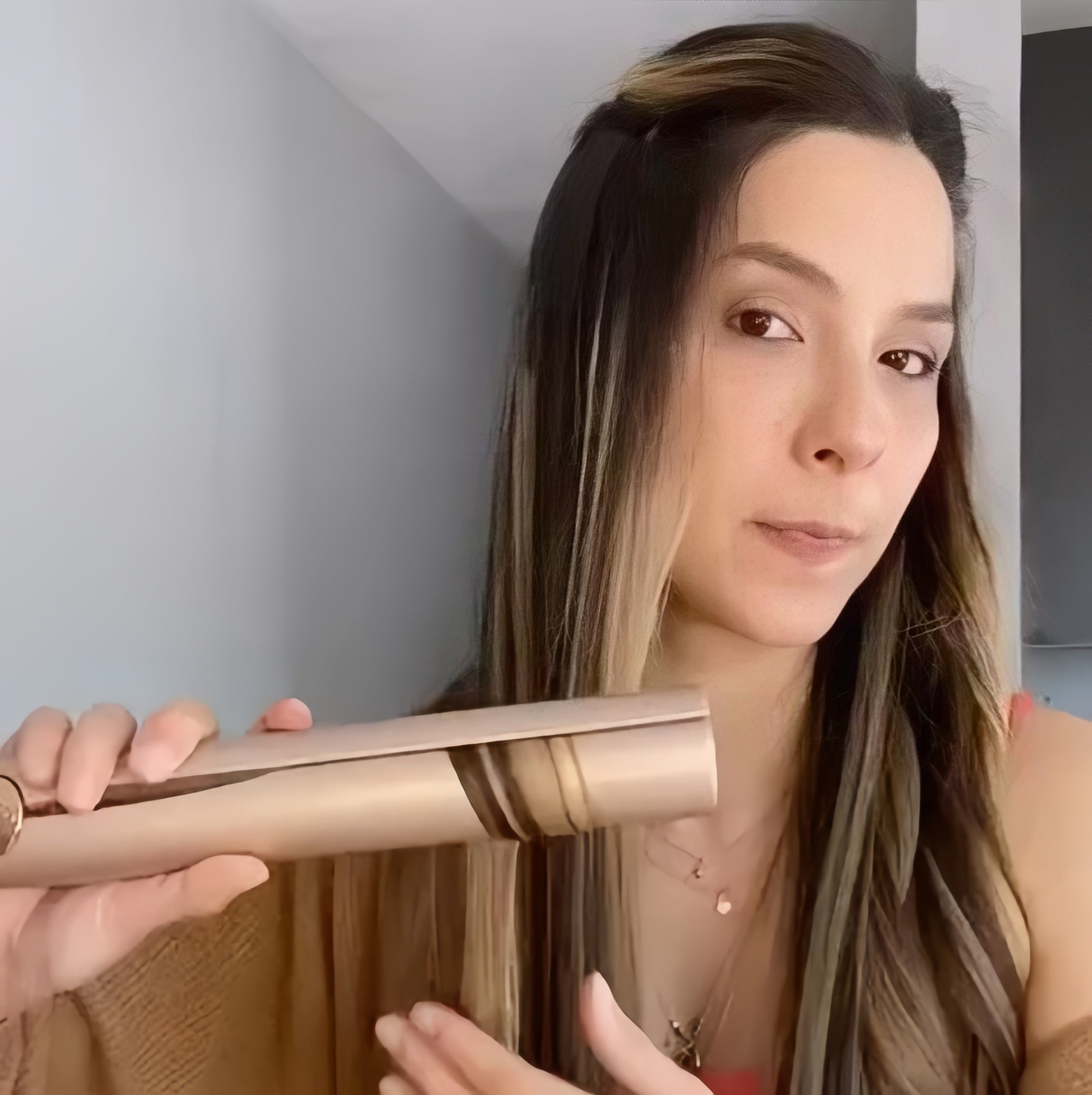 Lumivelle 2-in-1 Hair Straightener & Curler